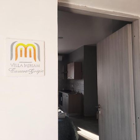 Villa Miriam 蒙德拉戈内 外观 照片